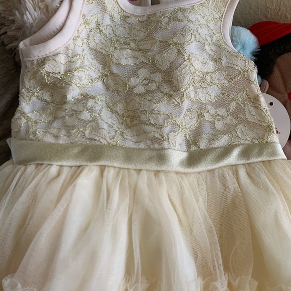 Beautiful girls dress - Picture 5 of 6